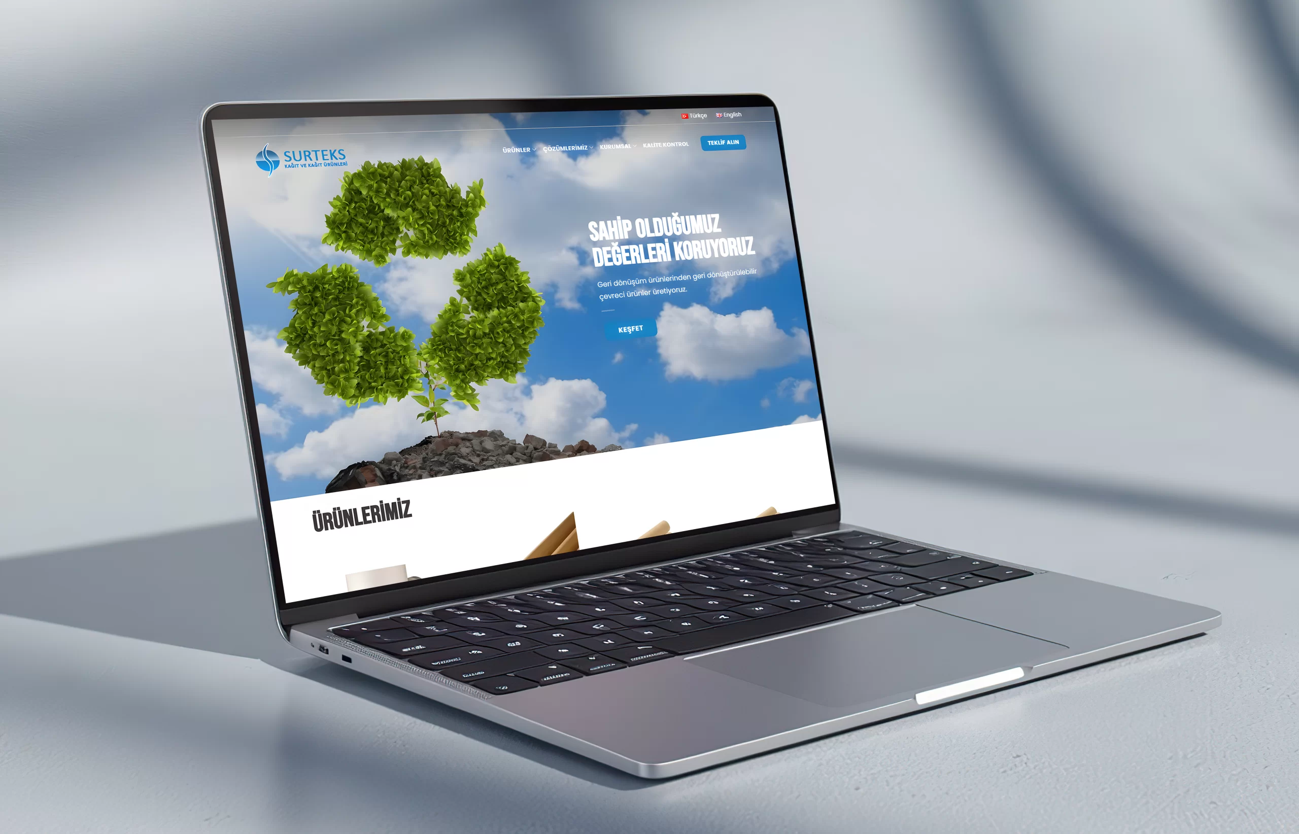 Ensistem olarak, Surteks’in kurumsal kimliğini dijital platformlarda en iyi şekilde temsil etmesi için kapsamlı web sitesi tasarım ve geliştirme hizmetleri sunduk. Modern ve kullanıcı dostu bir arayüz oluşturarak, ziyaretçilerin siteyi kolayca keşfetmesini ve ürünlere hızlı erişim sağlamasını sağladık.